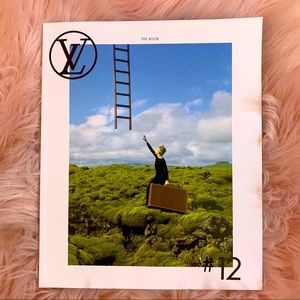 This is a brand new never used Louis Vuitton The Book #12